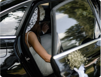 Wynajem luksusowej limuzyny do ślubu - elegancki przewóz Młodej Pary z EUROFleet.com.pl